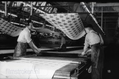 Het Werk in de Katoenindustrie en het Confectiebedrijf Het Werk in de Katoenindustrie en het Confectiebedrijf